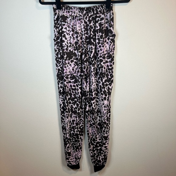 Karina Grimaldi Womens Ivy Print Pants in Montana Animal Print Jogger Pockets XS - Picture 1 of 12